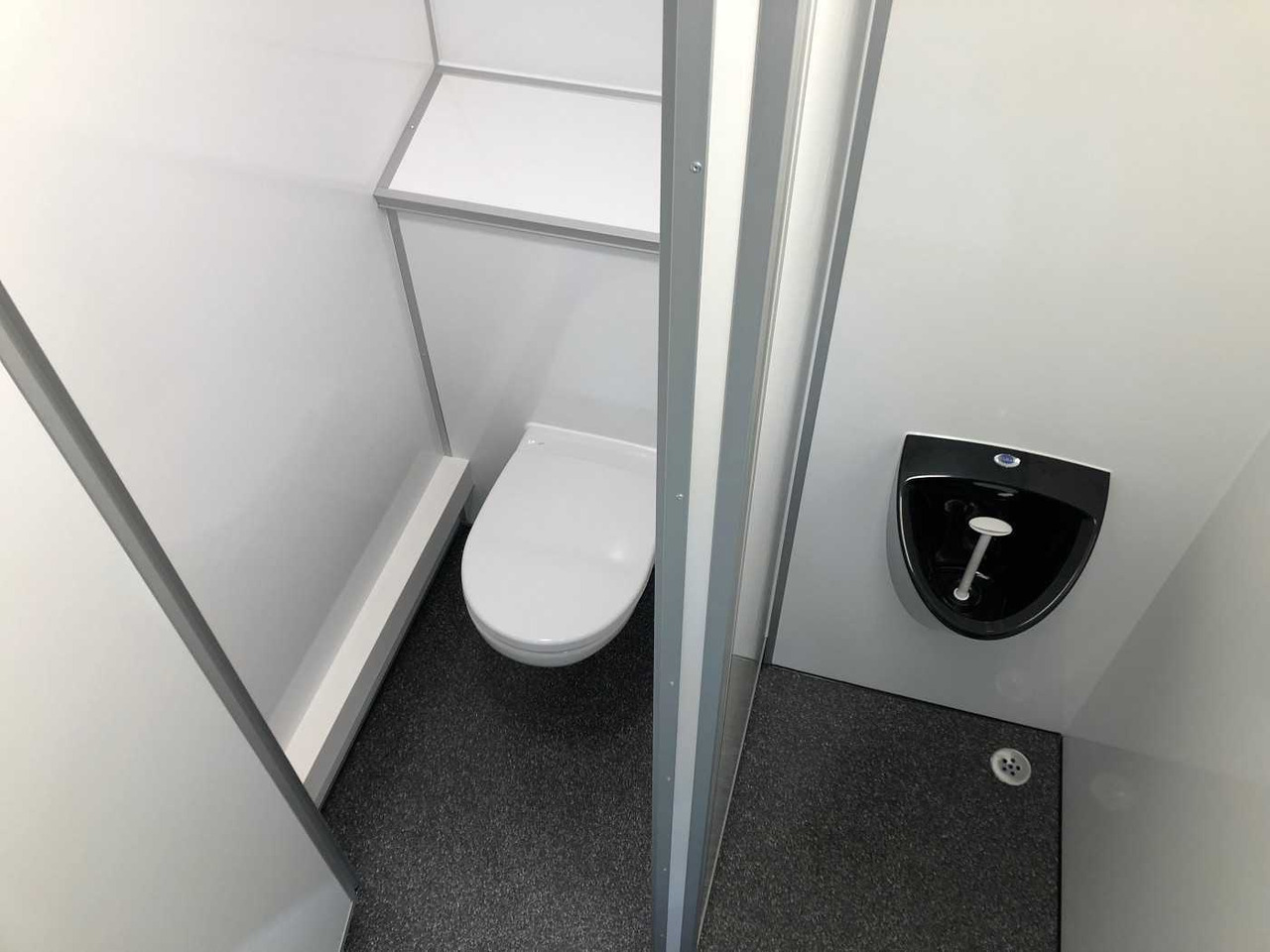 Nieuw Aanhangwagen ROSEMEIER EW TA-NO 2 Damen, 1 Herren + 1 Urinal Toilettenanhänger: afbeelding 9