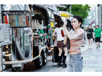 Nieuw Verkoopwagen voor het vervoer van voedsel YOWON shiny stainless steel food vending cart mobile stream line trailer: afbeelding 5