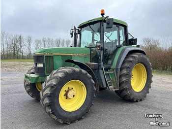 Tractor JOHN DEERE 6800
