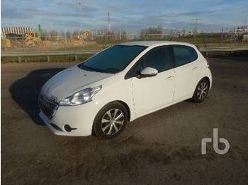 Personenwagen PEUGEOT 208