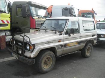 Personenwagen Toyota Land Cruiser