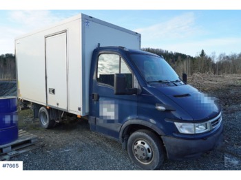Bestelwagen gesloten laadbak Iveco Daily