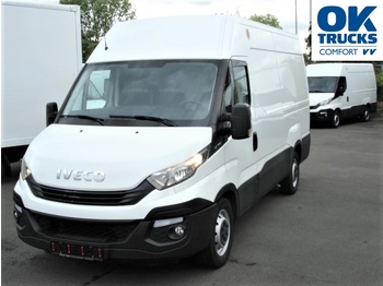 Gesloten bestelwagen IVECO Daily 35S16V, Würth Regalsystem links