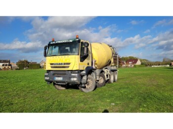  IVECO Trakker 360 8X4 Concrete mixer Truck - betonmixer