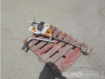  Stihl BT45 - Bouwmaterieel