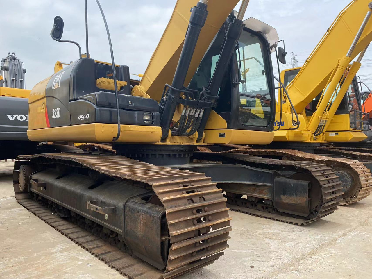 Rupsgraafmachine Hot sell caterpillar CAT323D2L good condition for sale: afbeelding 7