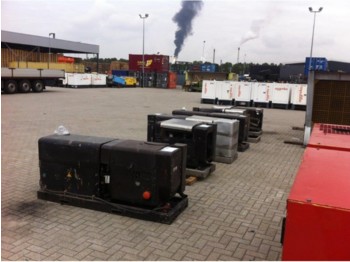 Hatz 4L40C Silent Pack 30 kVA | DPX-10025 - Industrie generator