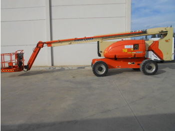 Knikarmhoogwerker JLG 800AJ