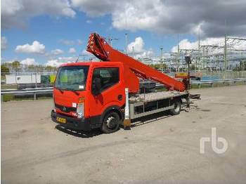 NISSAN CABSTAR 4x2 w/2007CMC PLA210 - Knikarmhoogwerker