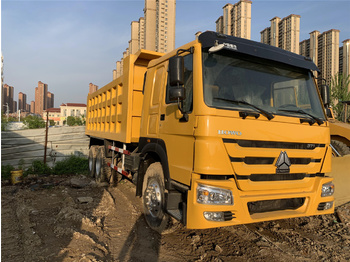 Zelfrijdende kiepwagen SINOTRUK HOWO 371 Dump truck: afbeelding 1