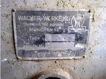 Wacker DVPN 75 - Bouwmachine