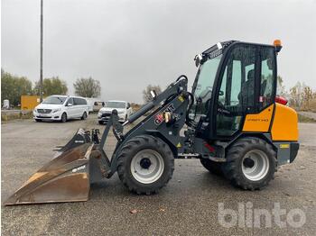  GIANT V452T HD - Wiellader