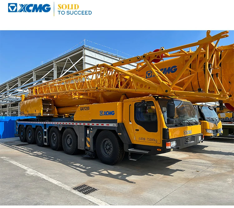 Alle terrein kraan XCMG Official Most popular 200 ton used all terrain crane QAY200 in stock price: afbeelding 7