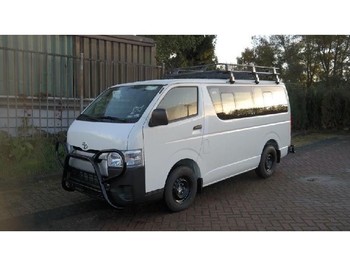 Minibus Toyota 3.0