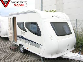 HOBBY La Vita bionda 400 SF
 - Buscamper