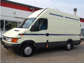 Iveco Daily 35S13 Sonder LKW mit Kamera Mast TV Büro - Buscamper