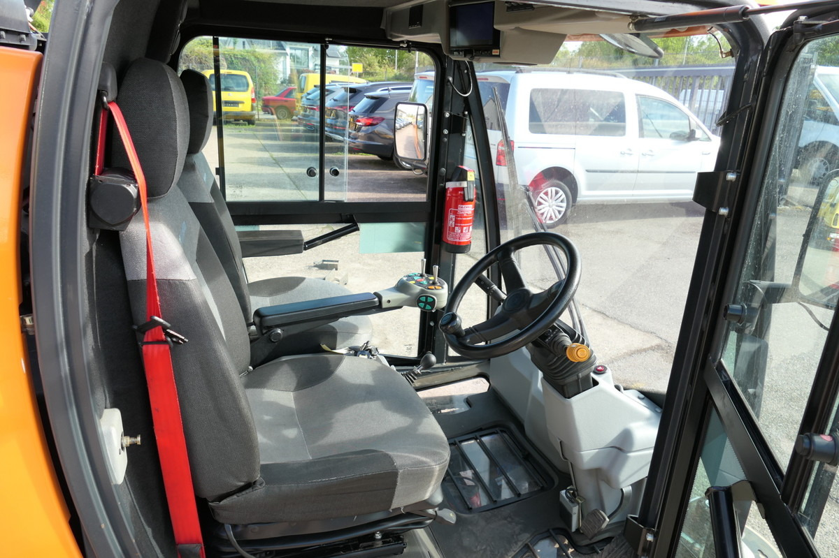 Veegwagen CX 202 2- Sitzer Klima Rückfahrkamera Tempomat: afbeelding 13