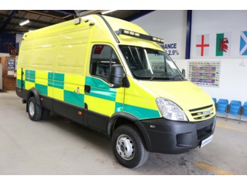 Ambulance IVECO DAILY 65C18 3.0HPI LWB HI TOP INCIDENT SUPPORT VEHICLE C/W TAIL LIFT: afbeelding 1