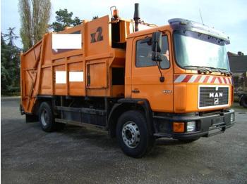 MAN 18.232 Müllwagen (schlechter Zustand) - Gemeentelijke machine/ Speciaal