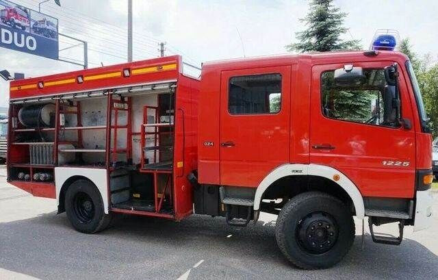 Brandweerwagen Mercedes-Benz 4x4 ATEGO 1225 Firebrigade Feuerwehr: afbeelding 4