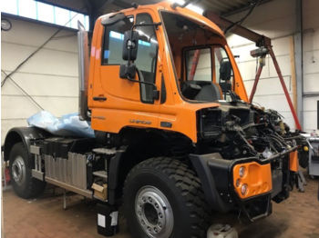 Gemeentelijke machine/ speciaal Unimog U 423