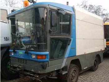 RAVO 5002 SIH
 - Veegwagen