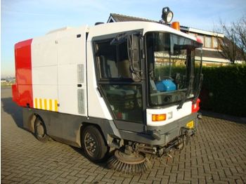 Ravo 5002 - Veegwagen