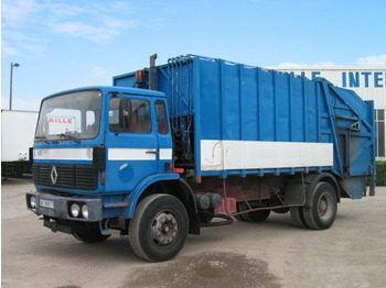 RENAULT S 100 household rubbish lorry - Vuilniswagen