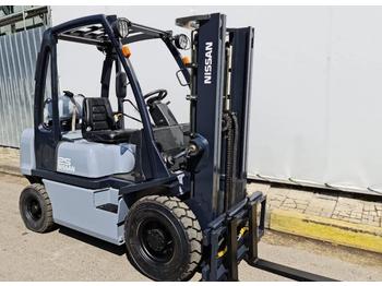 Heftruck Nissan 9663 - UD02E705977