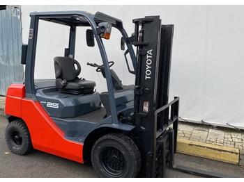 Heftruck Toyota 9452 - 02-8FD25