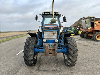 Tractor Ford 8210: afbeelding 2