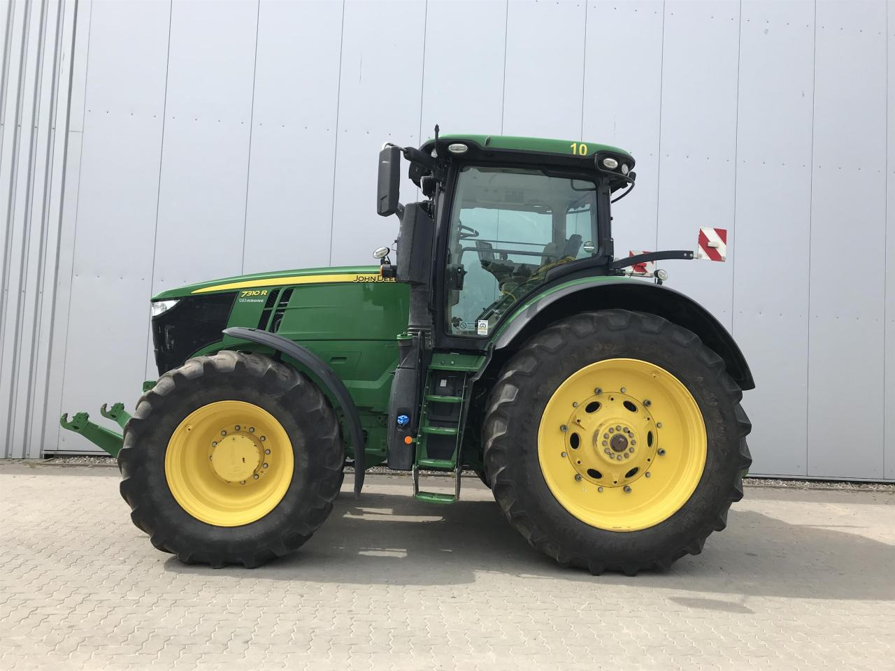 John Deere 7310R - Tractor: afbeelding 1