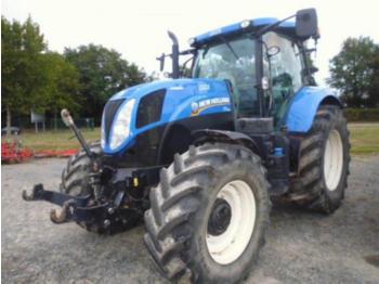 Landbouw tractor New Holland T7185