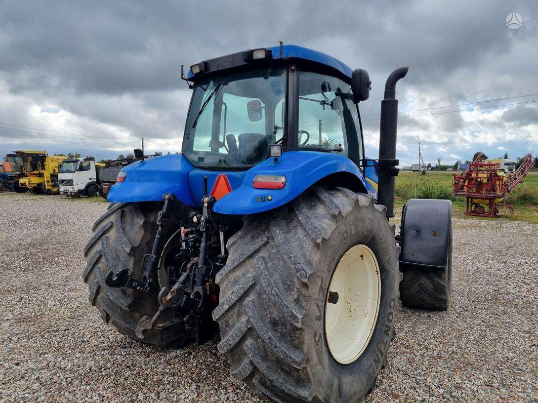 Tractor New Holland T8040: afbeelding 5