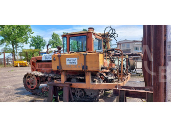 DT-75 with ditch cutting device su griovių pjovimo įrengi - Rupstrekker