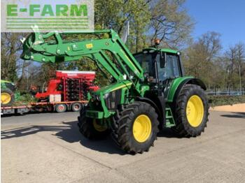 John Deere 6110m - Tractor