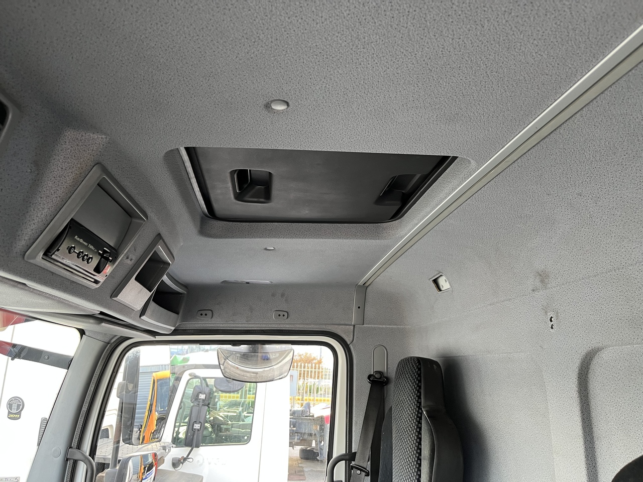 Cabine en interieur voor Vrachtwagen SHORT CAB COMPLETE ATEGO 3: afbeelding 10
