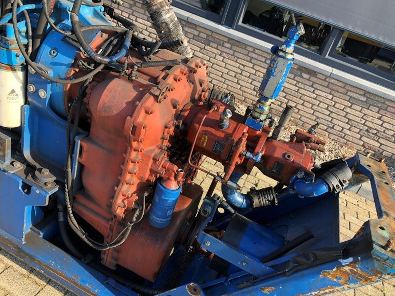 Motor Sisu Valmet Diesel 74.234 ETA 181 HP diesel enine with ZF gearbox: afbeelding 7