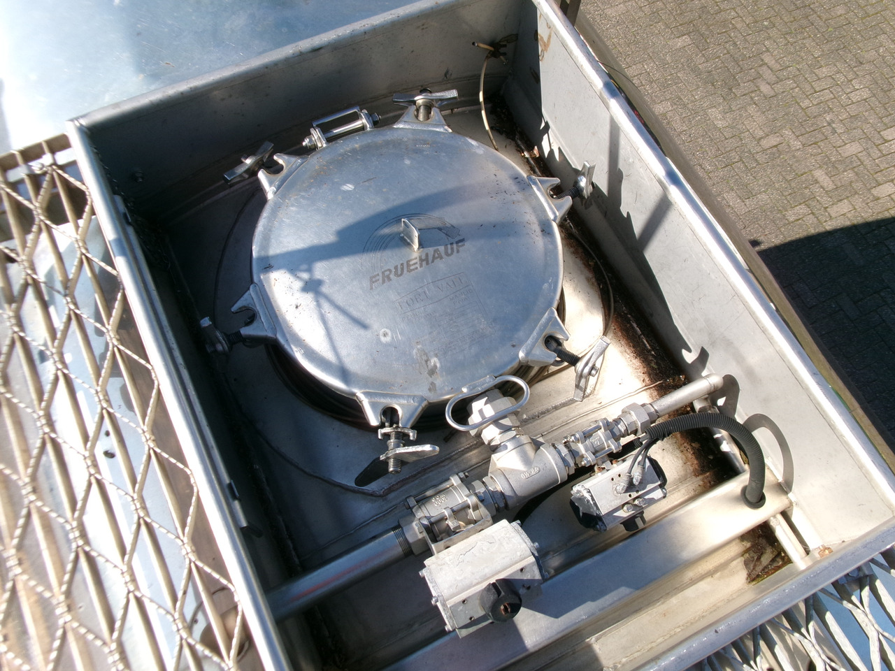Tankoplegger voor het vervoer van chemicaliën Crane Fruehauf Chemical tank inox 37.5 m3 / 1 comp + pump: afbeelding 29