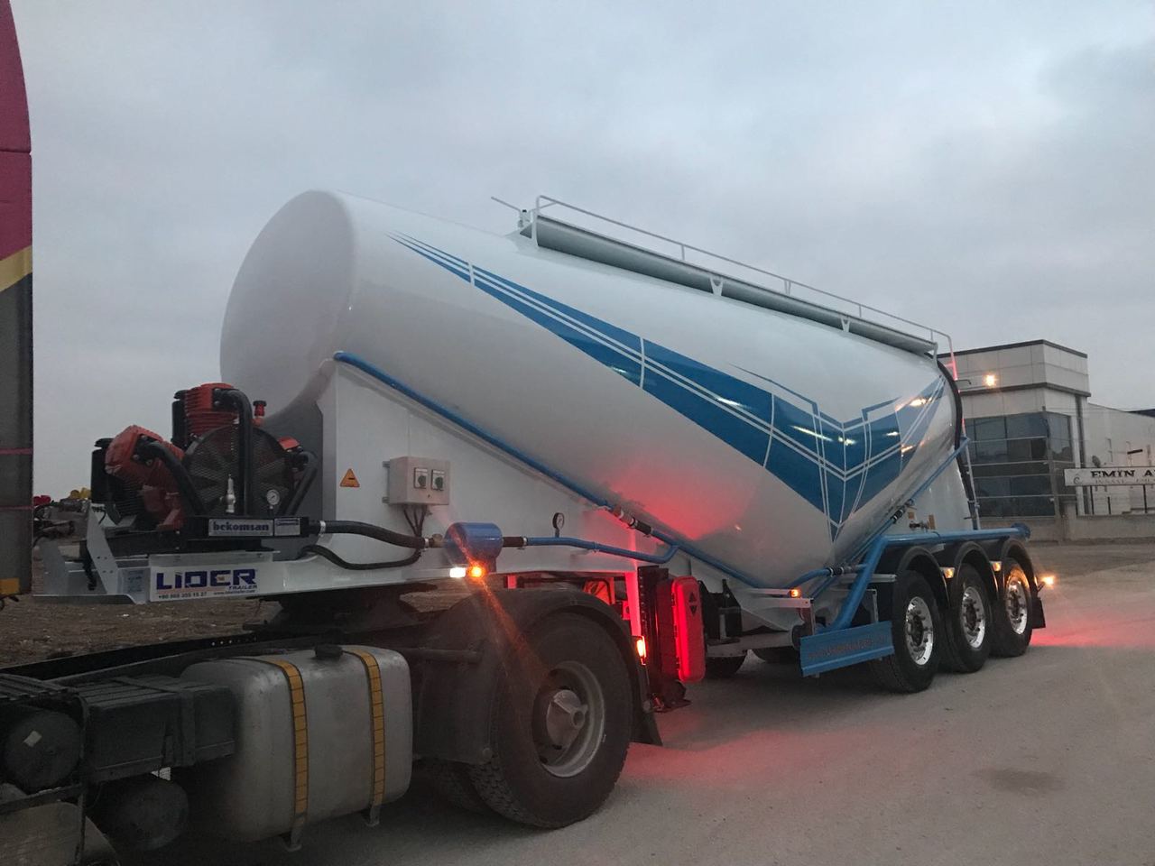 Nieuw Tankoplegger voor het vervoer van cement LIDER 2023 MODEL NEW CEMENT TANKER: afbeelding 10