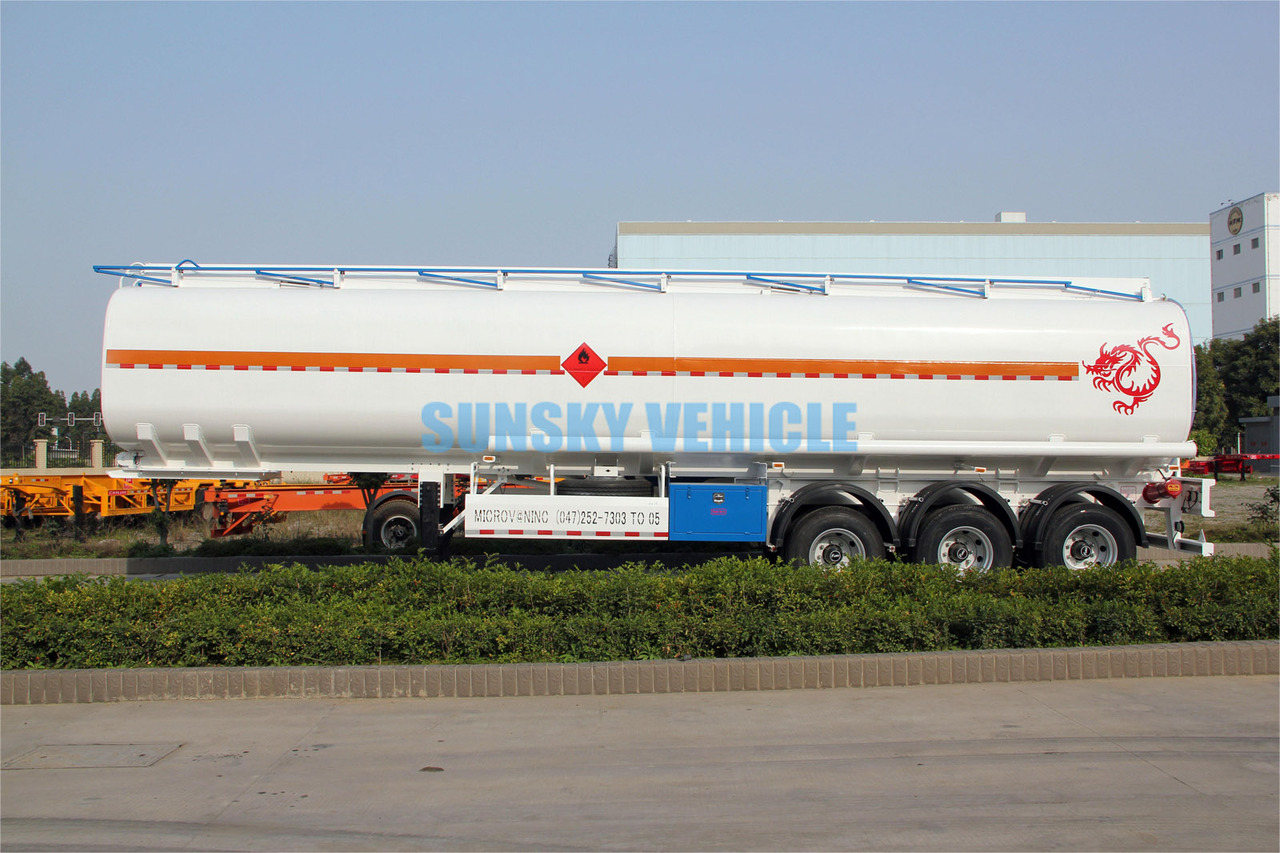 Nieuw Tankoplegger voor het vervoer van brandstoffen SUNSKY Fuel Tanker for sale: afbeelding 13