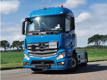 Trekker MERCEDES-BENZ Actros 1843