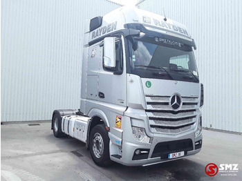 Trekker MERCEDES-BENZ Actros 1945