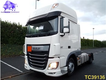 Trekker DAF XF Euro6 460 Euro 6 INTARDER
