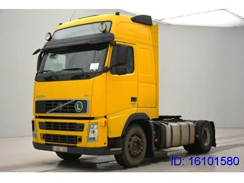 Trekker Volvo FH13.400 Globetrotter XL - ADR
