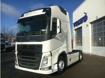 Trekker Volvo FH500/Globetrotter XL/BiXenon/I-Park/ACC Seitenv