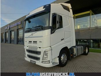 Trekker Volvo FH 500 I-Parkcool + Xenon