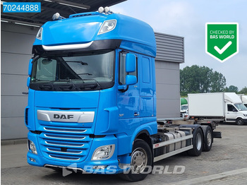 Containertransporter/ Wissellaadbak vrachtwagen DAF XF 530
