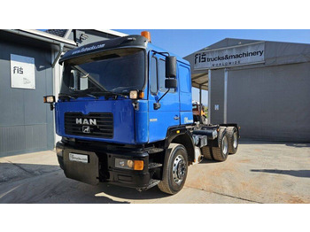 Chassis vrachtwagen MAN 26.464