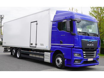 Isotherm vrachtwagen MAN TGX 26.400